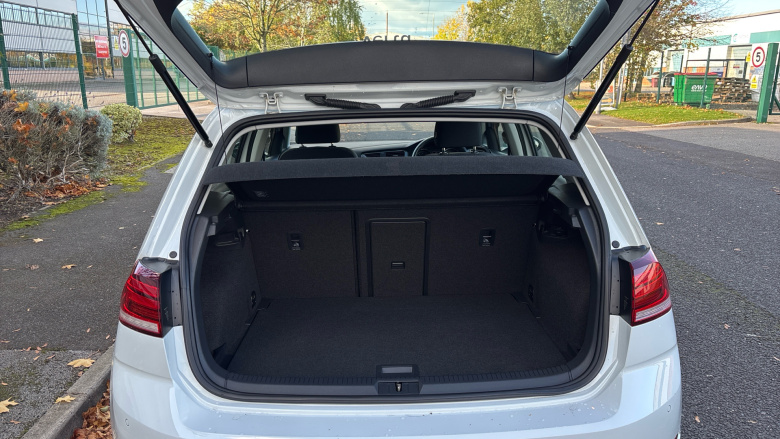 Volkswagen Golf 1.4 TSI SE [Nav] 5dr Petrol Hatchback